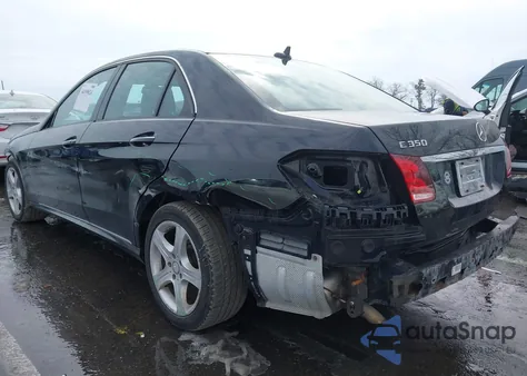 2015 Mercedes-Benz E 350 4Matic z USA, uszkodzony, nr VIN WDDHF8JB7FB092565